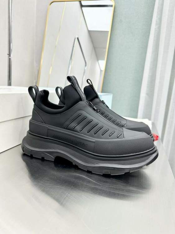 Picture of Alexander McQueen Shoes _SKUAlexanderMcQueensz35-45nmw0313